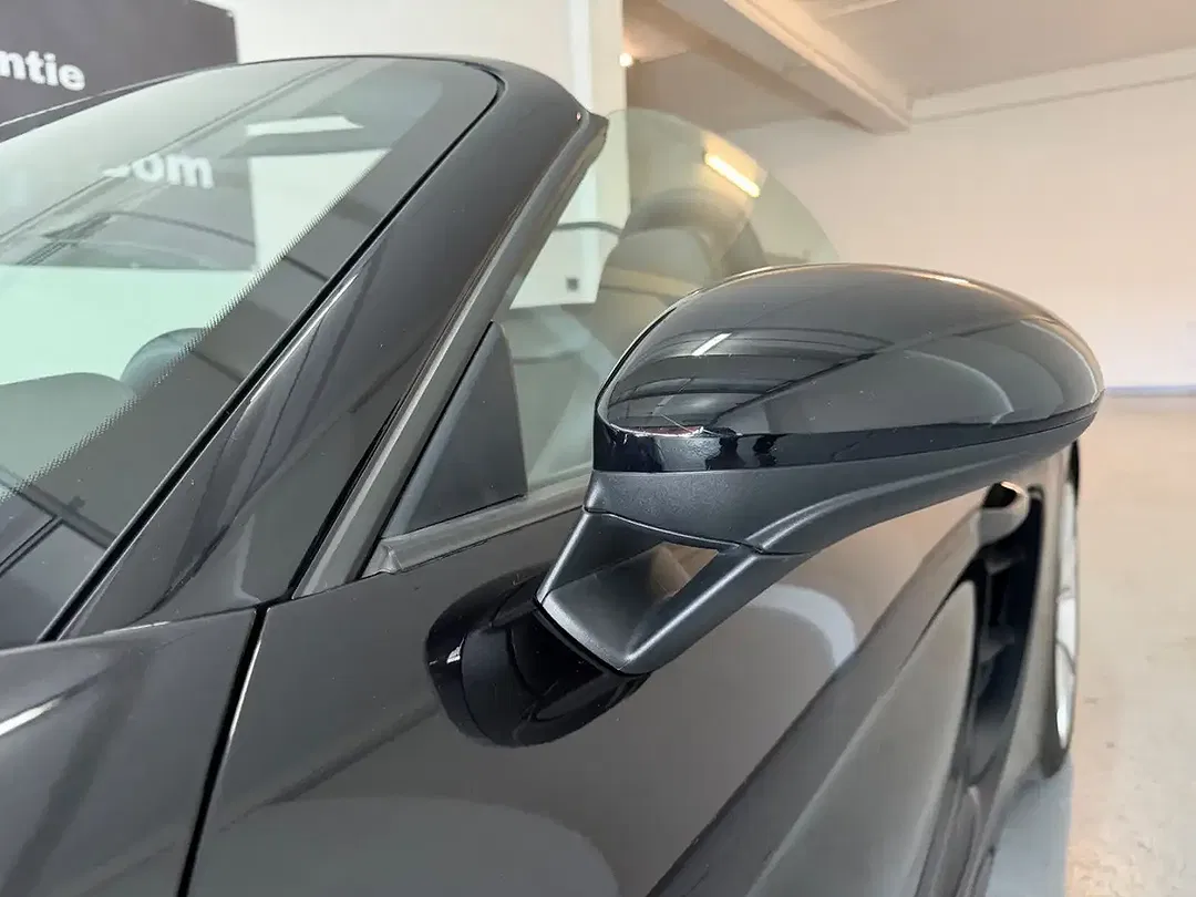 Porsche Boxster - Thumbnail 14