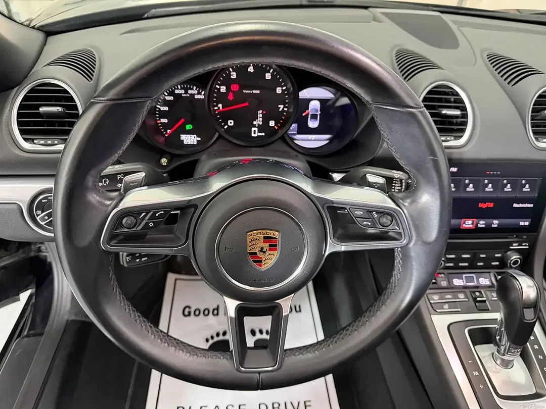Porsche Boxster - Thumbnail 16