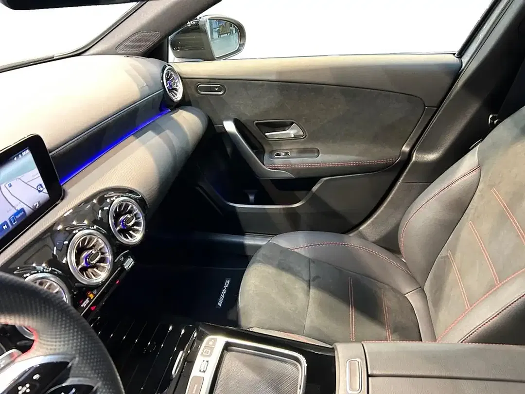 Mercedes-Benz A 200 - Thumbnail 4