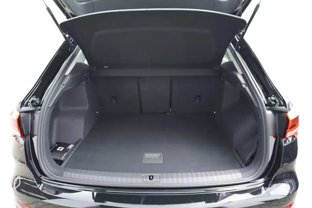 Audi Q3 - Thumbnail 13