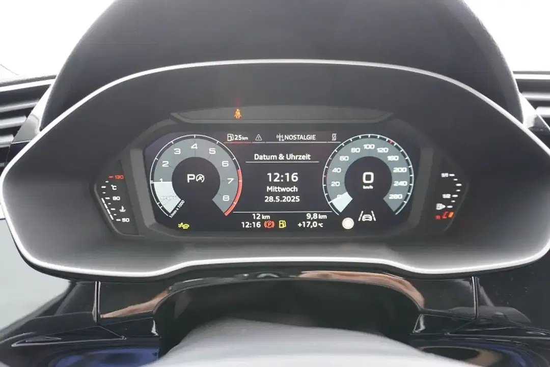 Audi Q3 - Thumbnail 19