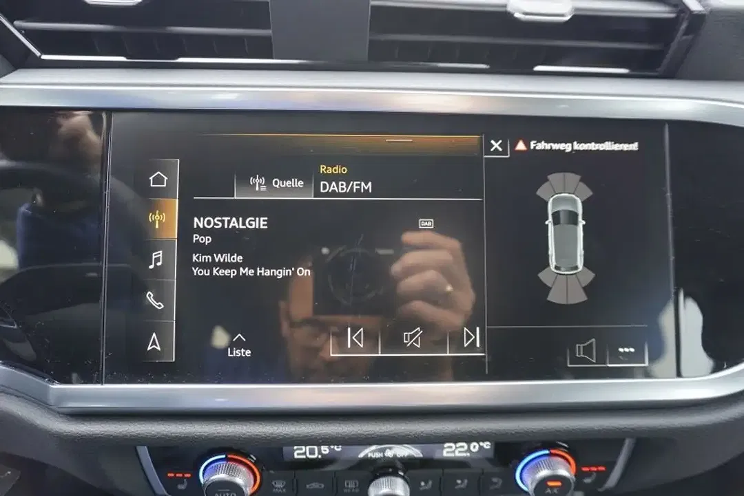 Audi Q3 - Thumbnail 31