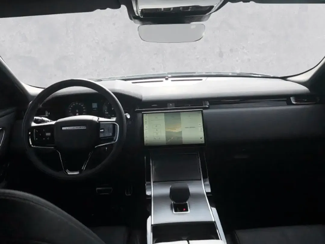 Land Rover Range Rover Velar - Thumbnail 4