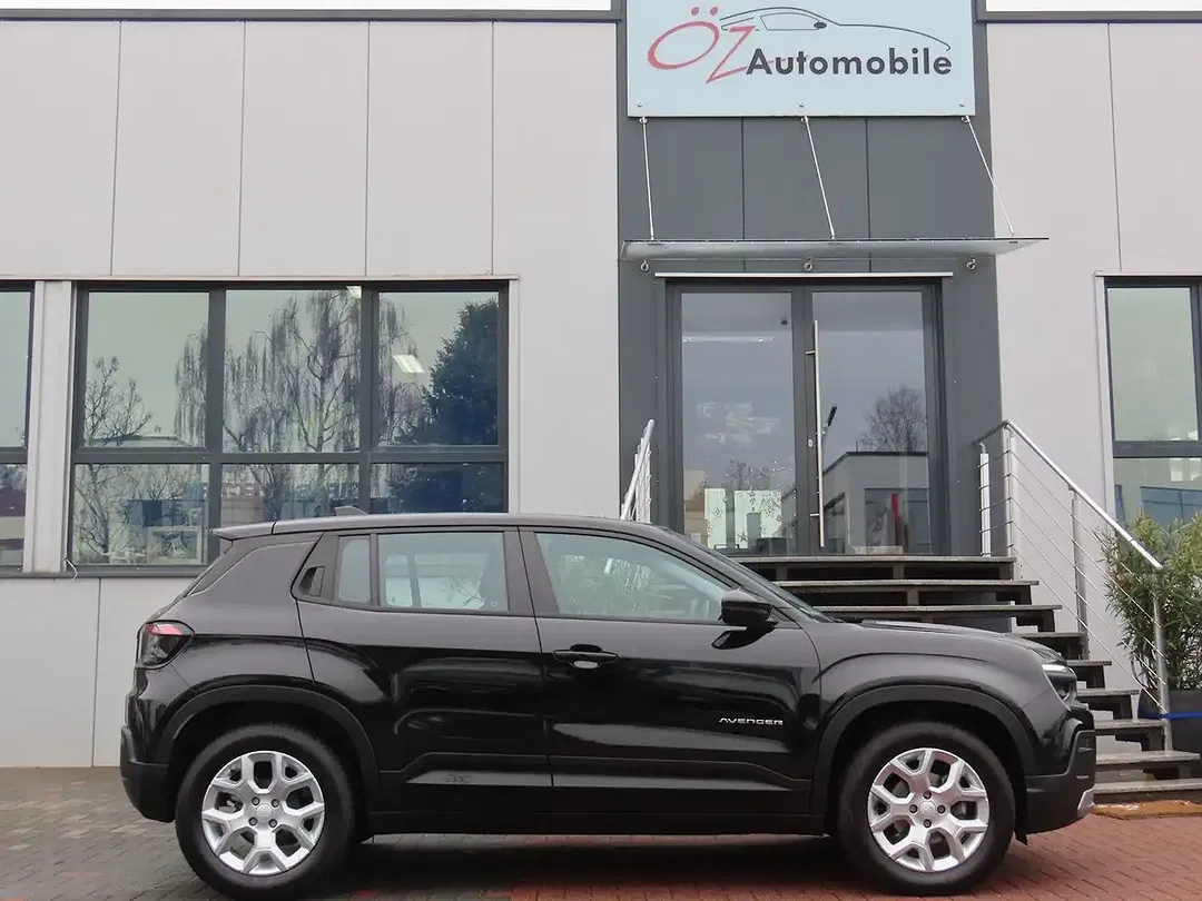 Jeep Avenger - Thumbnail 11