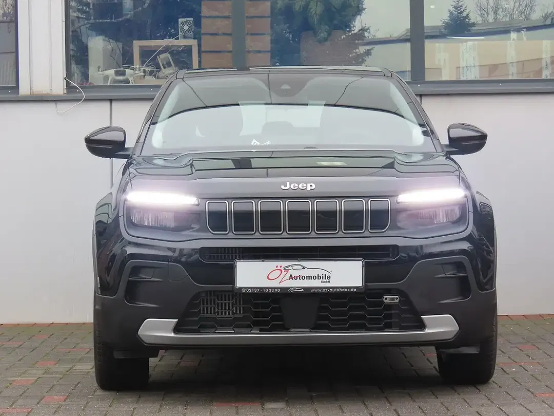 Jeep Avenger - Thumbnail 2