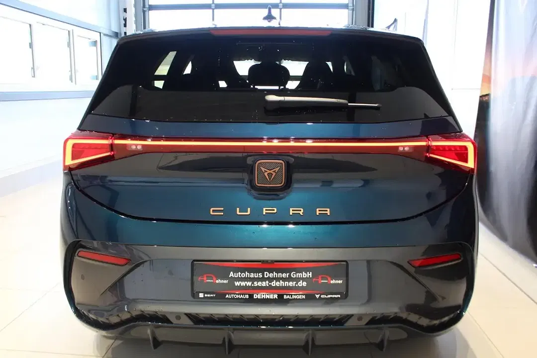 CUPRA Born - Thumbnail 4