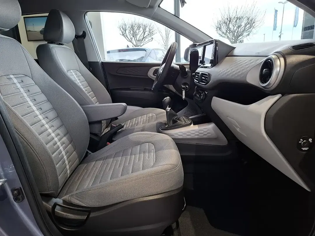 Hyundai i10 - Thumbnail 11