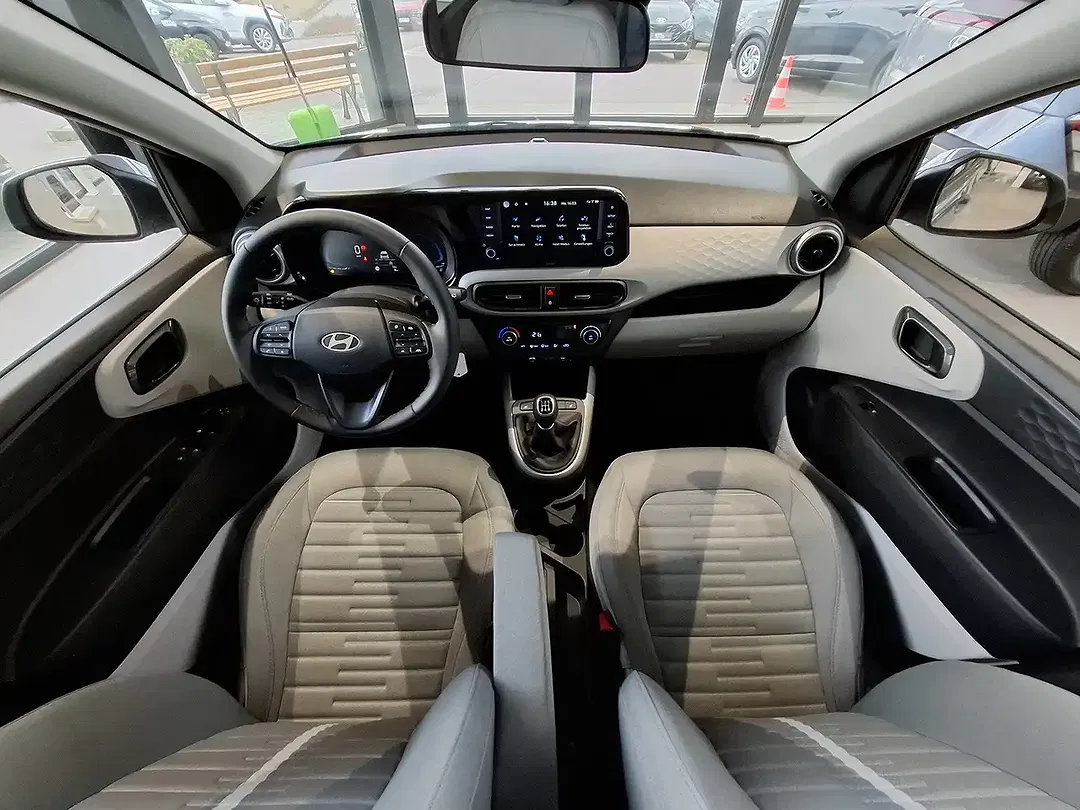 Hyundai i10 - Thumbnail 14