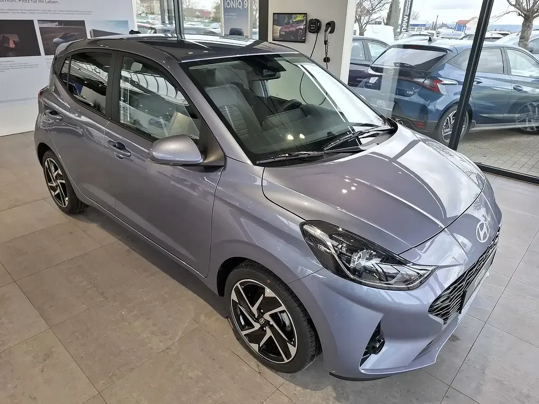 Hyundai i10 - Thumbnail 3