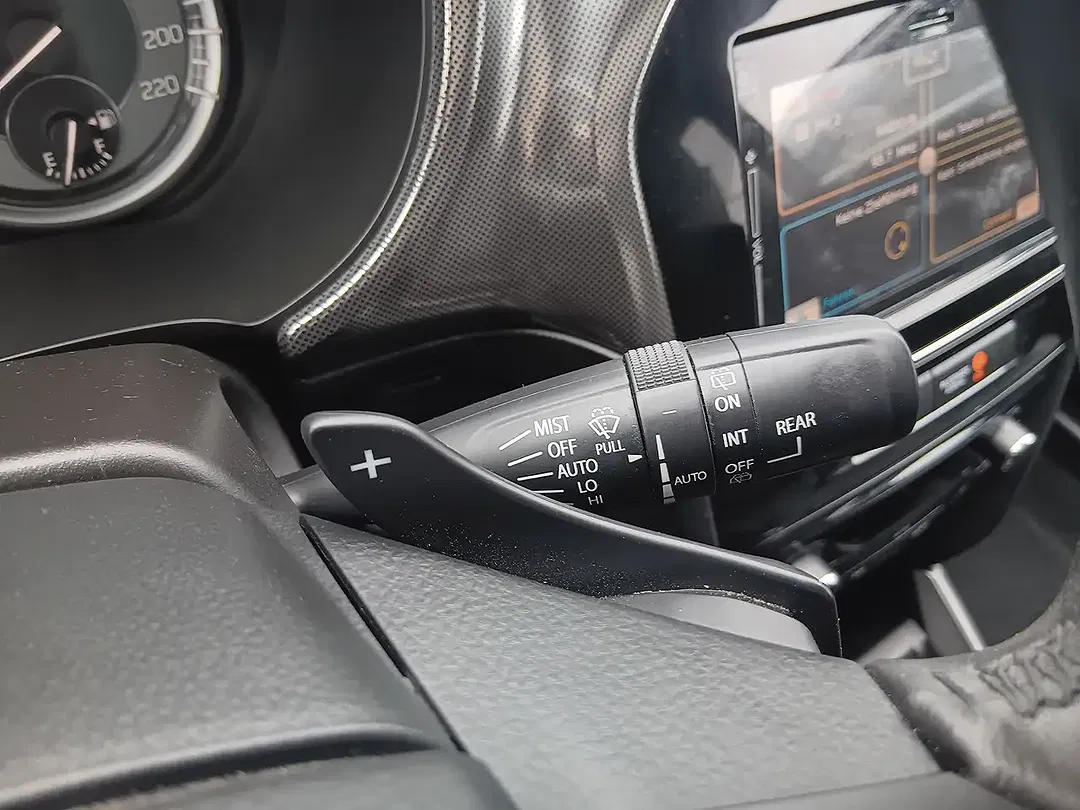 Suzuki Vitara - Thumbnail 10