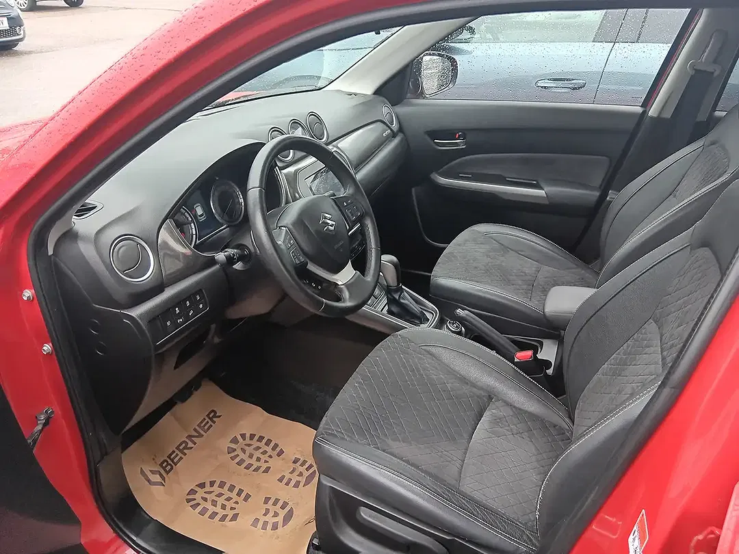 Suzuki Vitara - Thumbnail 4