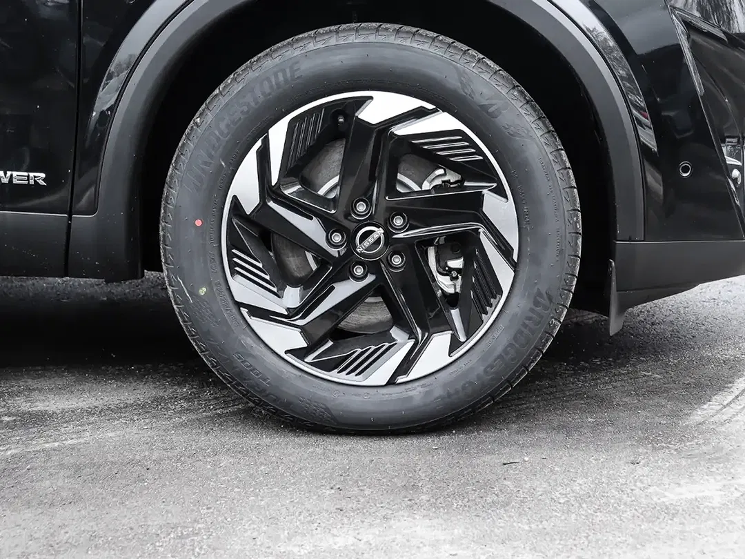 Nissan Qashqai - Thumbnail 3