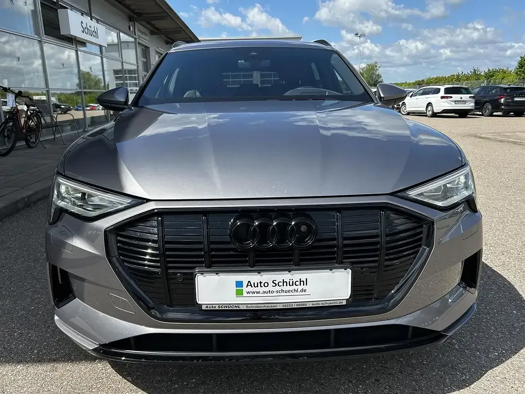 Audi e-tron - Thumbnail 7