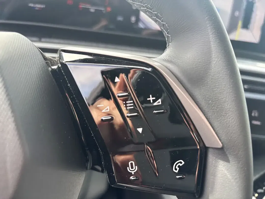 Peugeot 5008 - Thumbnail 7