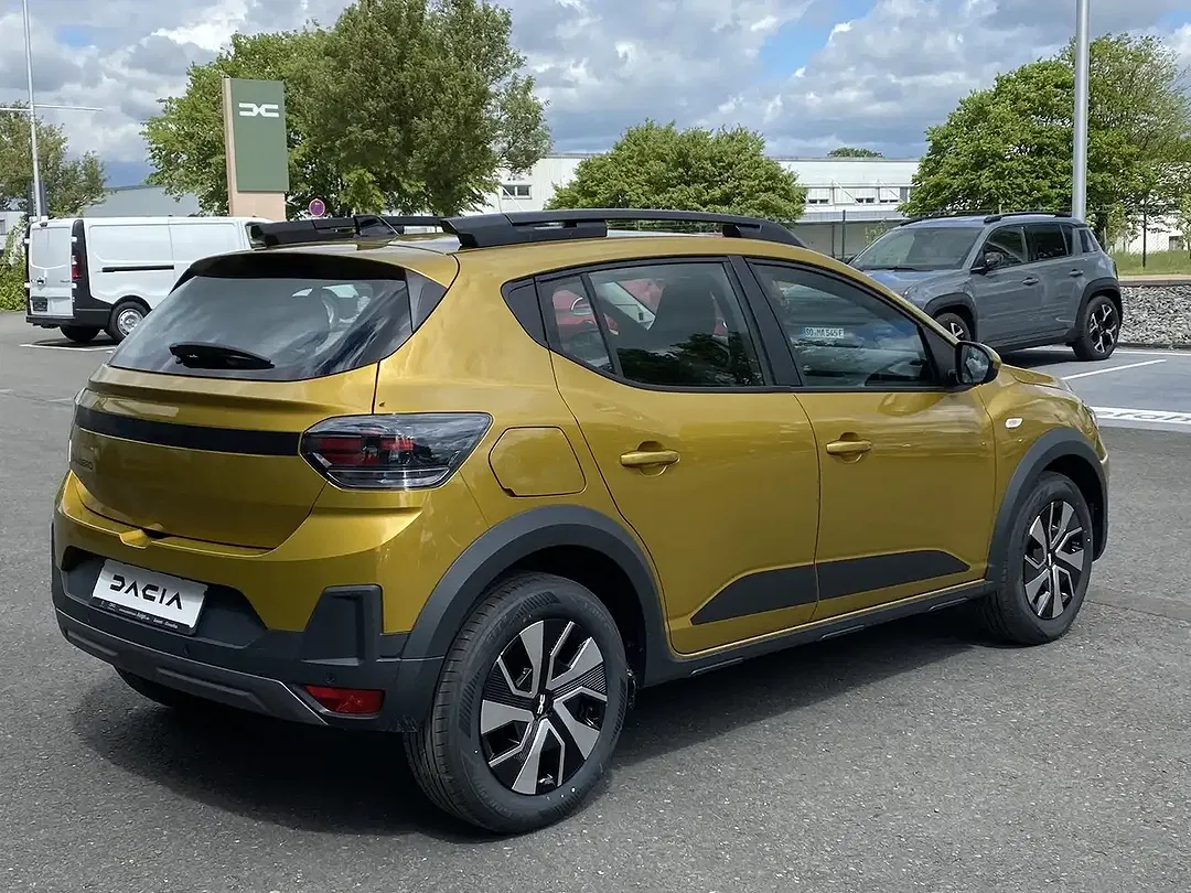 Dacia Sandero - Thumbnail 6