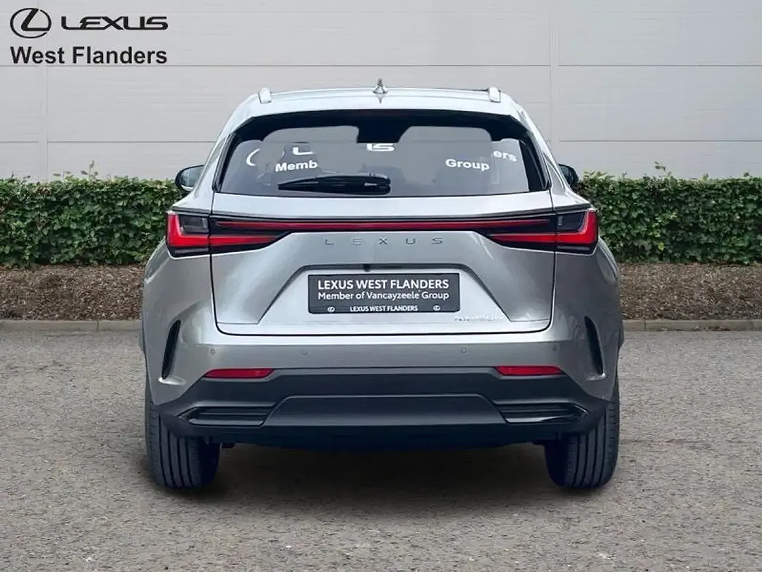 Lexus NX 450h+ - Thumbnail 6