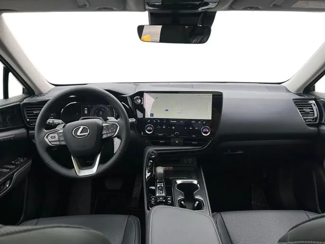 Lexus NX 450h+ - Thumbnail 9