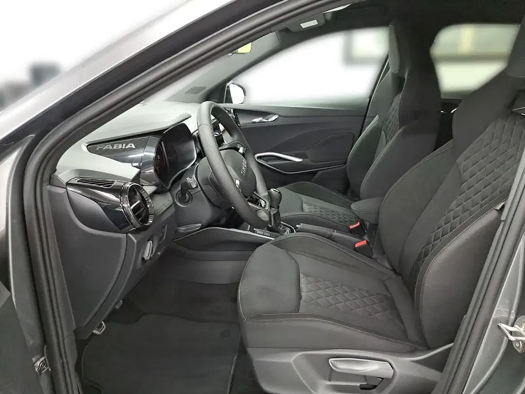Skoda Fabia - Thumbnail 8