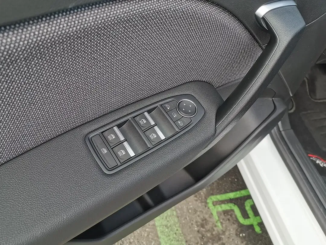 Mitsubishi ASX - Thumbnail 9
