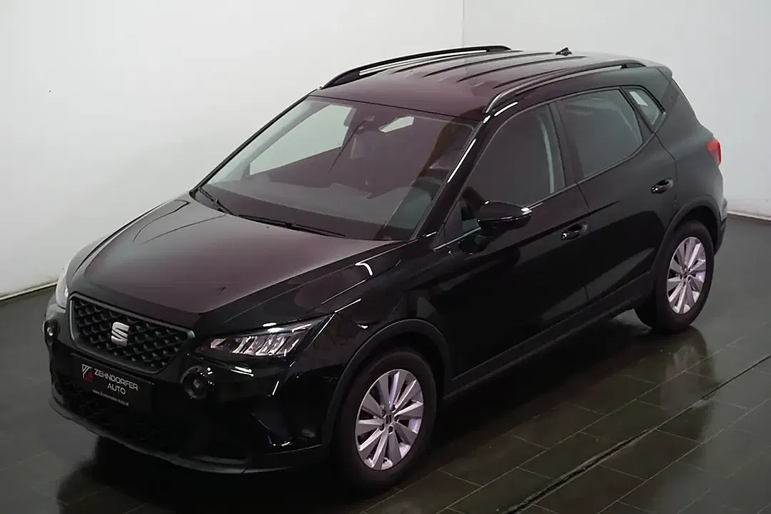 SEAT Arona - Thumbnail 4