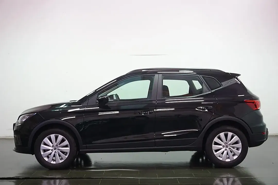 SEAT Arona - Thumbnail 5