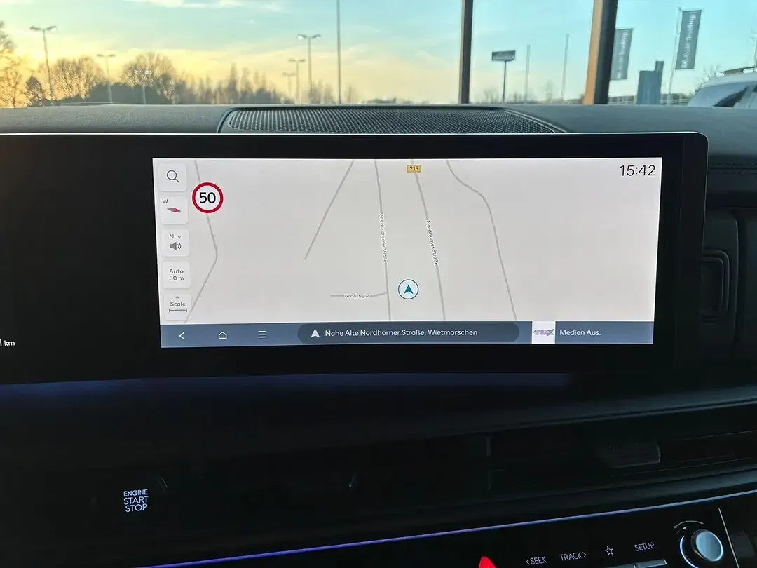 Hyundai SANTA FE - Thumbnail 15