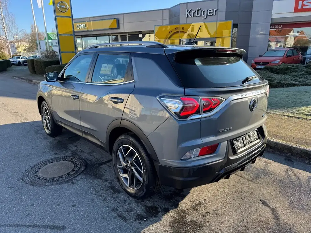 KGM Korando - Thumbnail 5