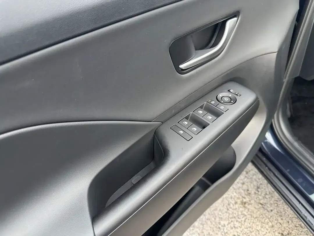 Hyundai KONA - Thumbnail 14