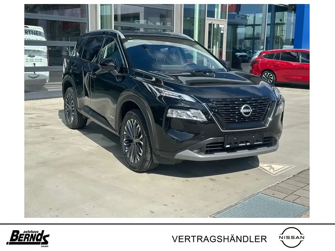 Nissan X-Trail - Thumbnail 1