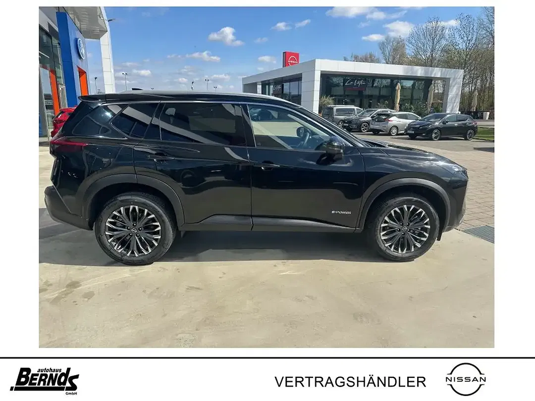 Nissan X-Trail - Thumbnail 3