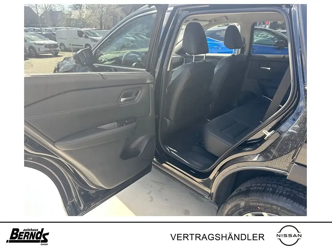 Nissan X-Trail - Thumbnail 7
