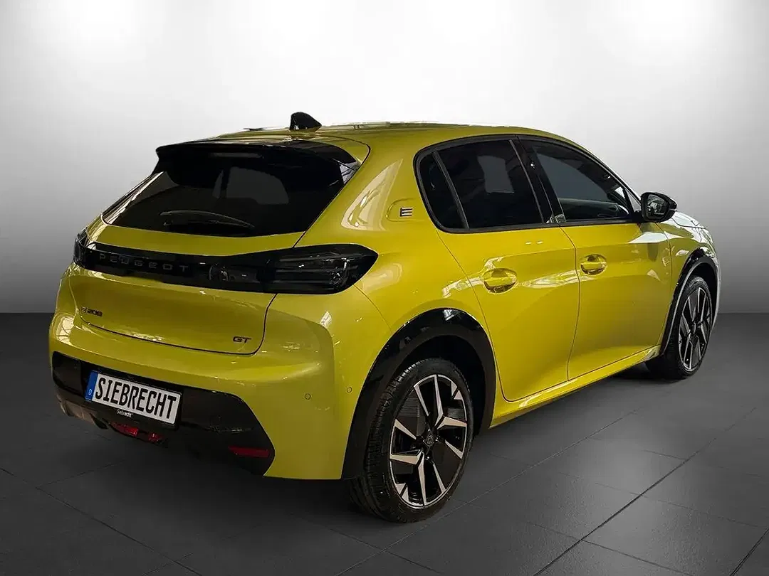 Peugeot 208 - Thumbnail 3