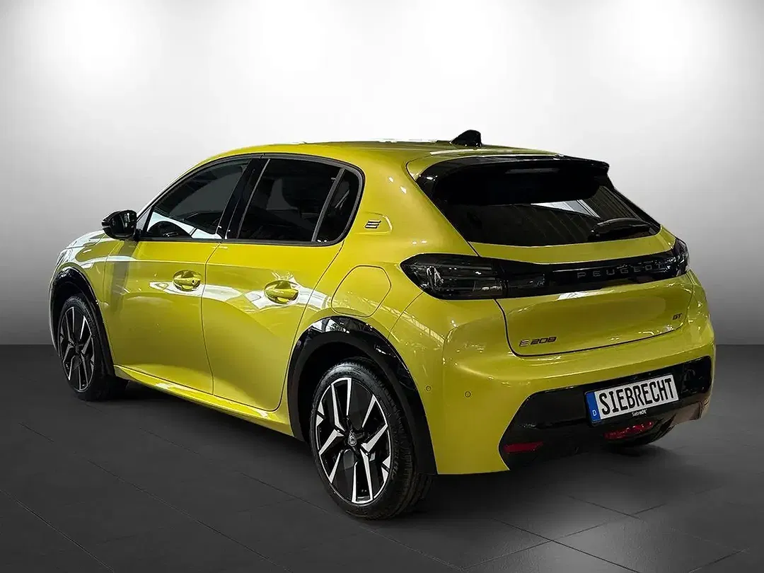 Peugeot 208 - Thumbnail 4