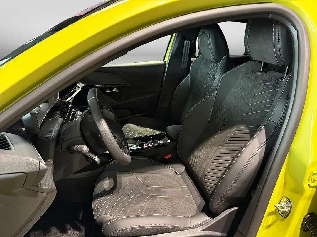 Peugeot 208 - Thumbnail 6