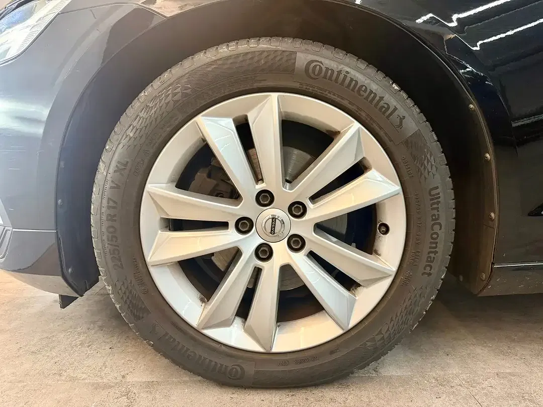 Volvo V60 - Thumbnail 13