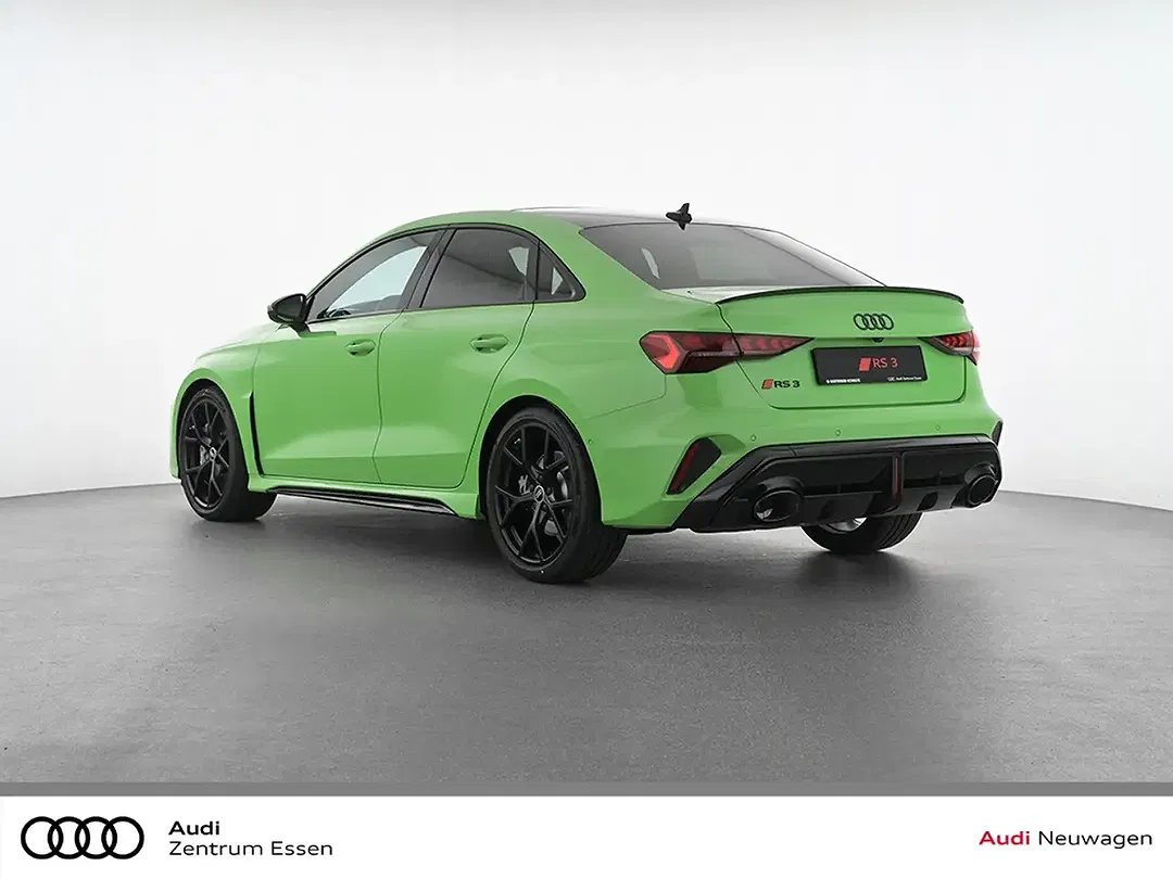 Audi RS3 - Thumbnail 2