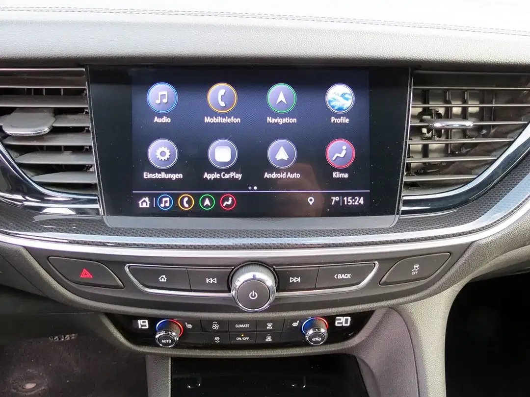 Opel Insignia - Thumbnail 11