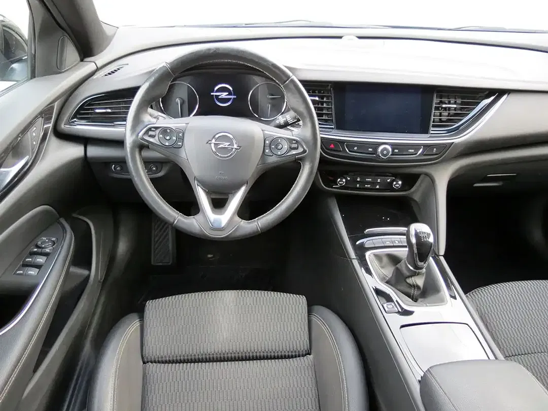Opel Insignia - Thumbnail 9