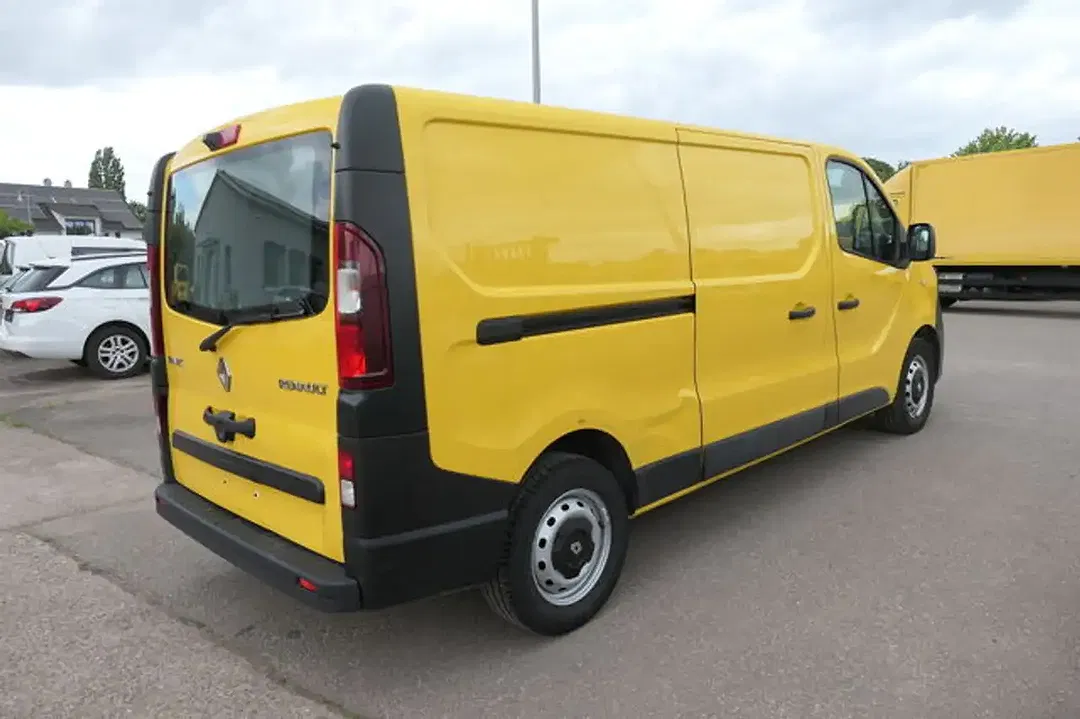 Renault Trafic - Thumbnail 4