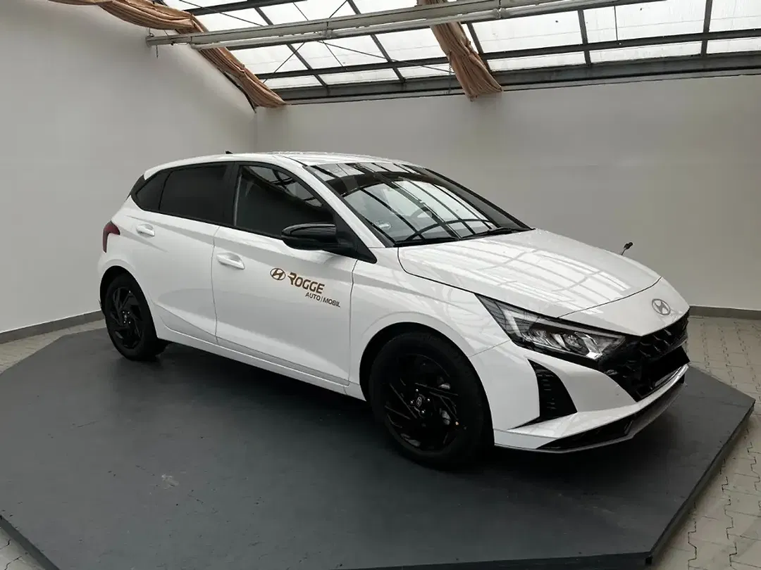 Hyundai i20 - Thumbnail 1