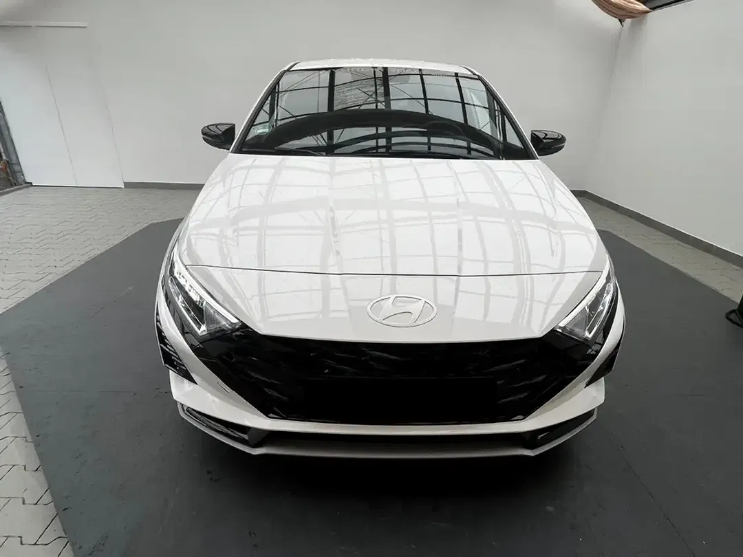 Hyundai i20 - Thumbnail 2
