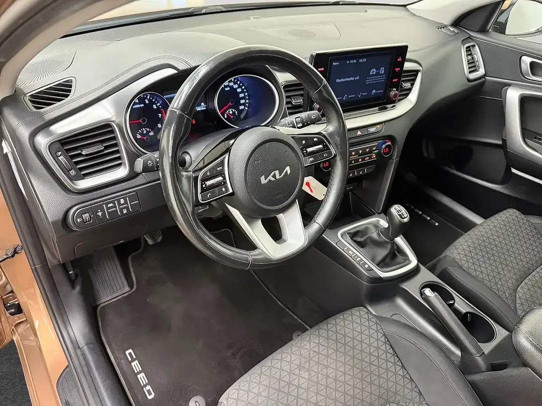 Kia Ceed SW / cee'd SW - Thumbnail 5