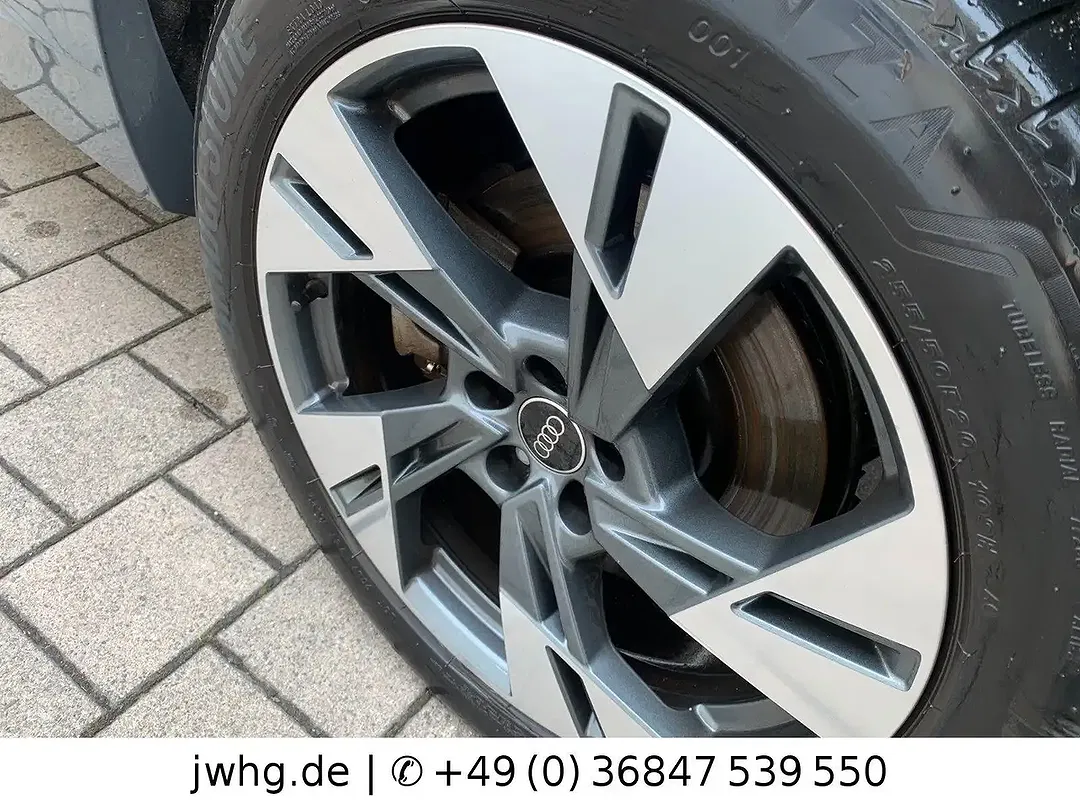 Audi Q8 e-tron - Thumbnail 7