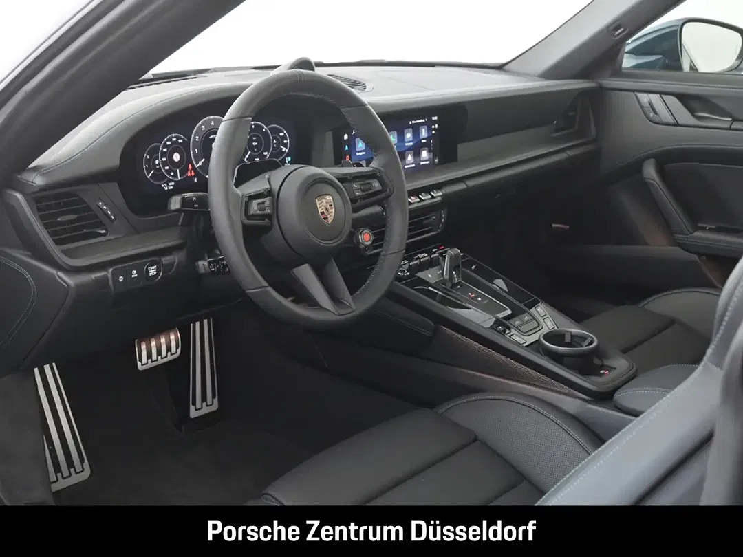 Porsche 992 - Thumbnail 11