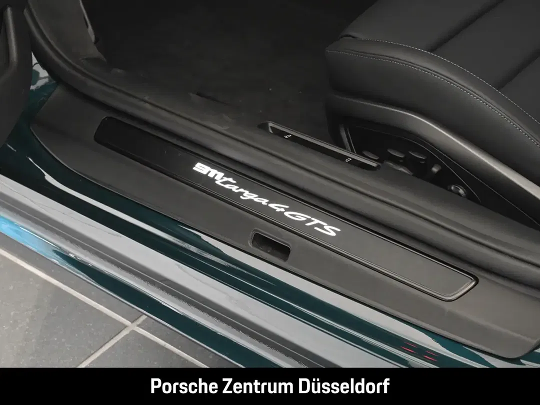 Porsche 992 - Thumbnail 15