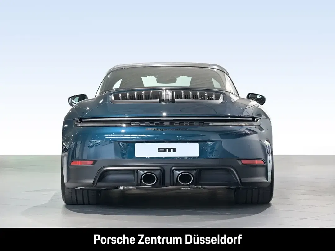 Porsche 992 - Thumbnail 5