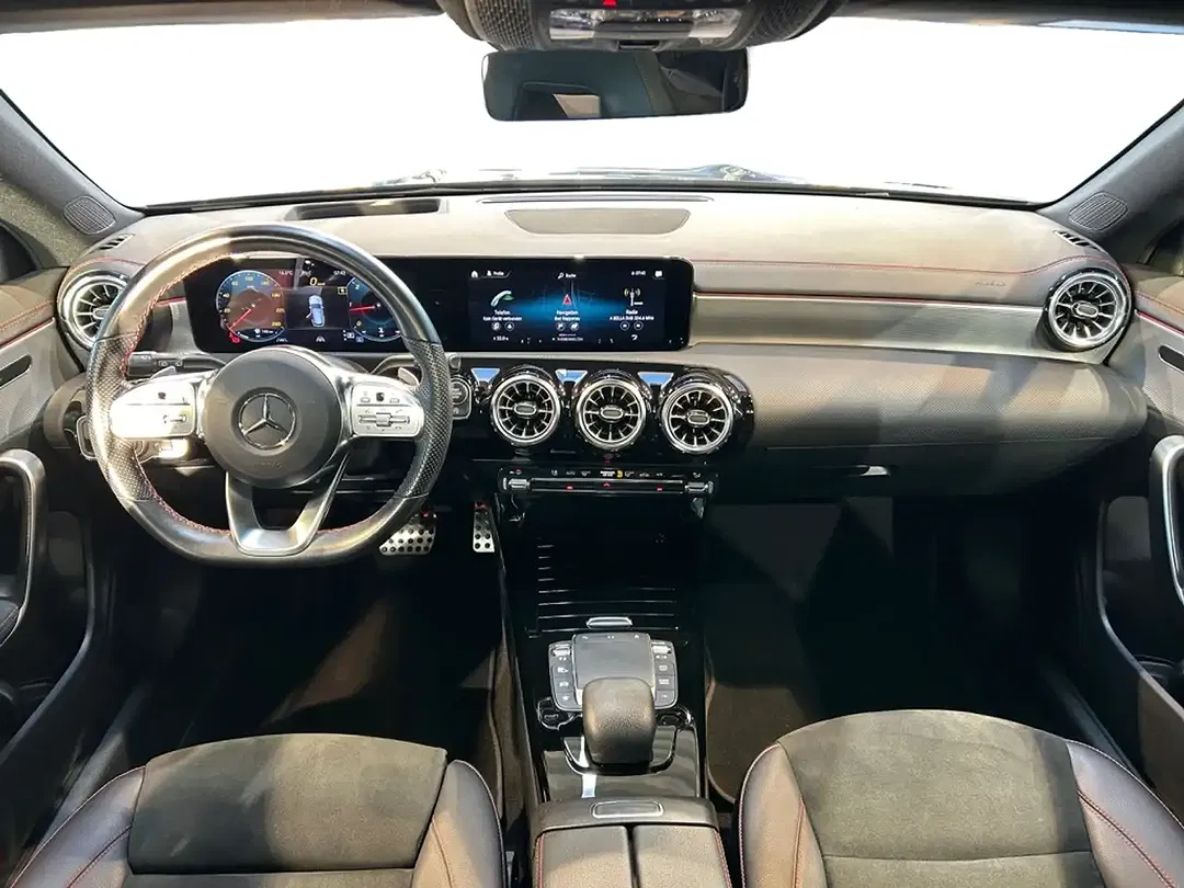 Mercedes-Benz CLA 220 - Thumbnail 14