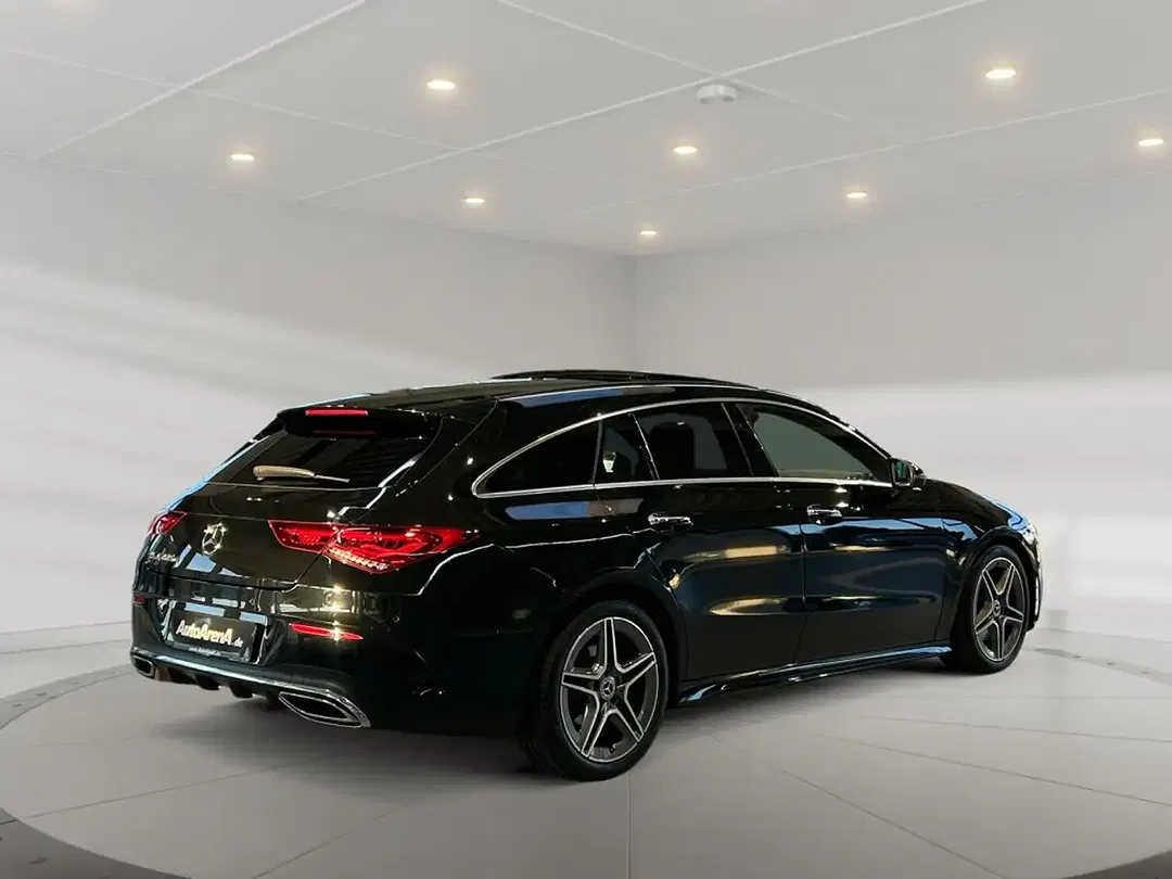 Mercedes-Benz CLA 220 - Thumbnail 2
