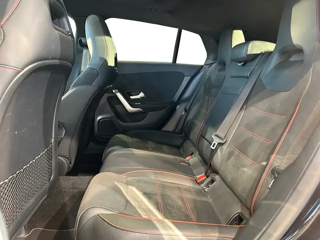 Mercedes-Benz CLA 220 - Thumbnail 7