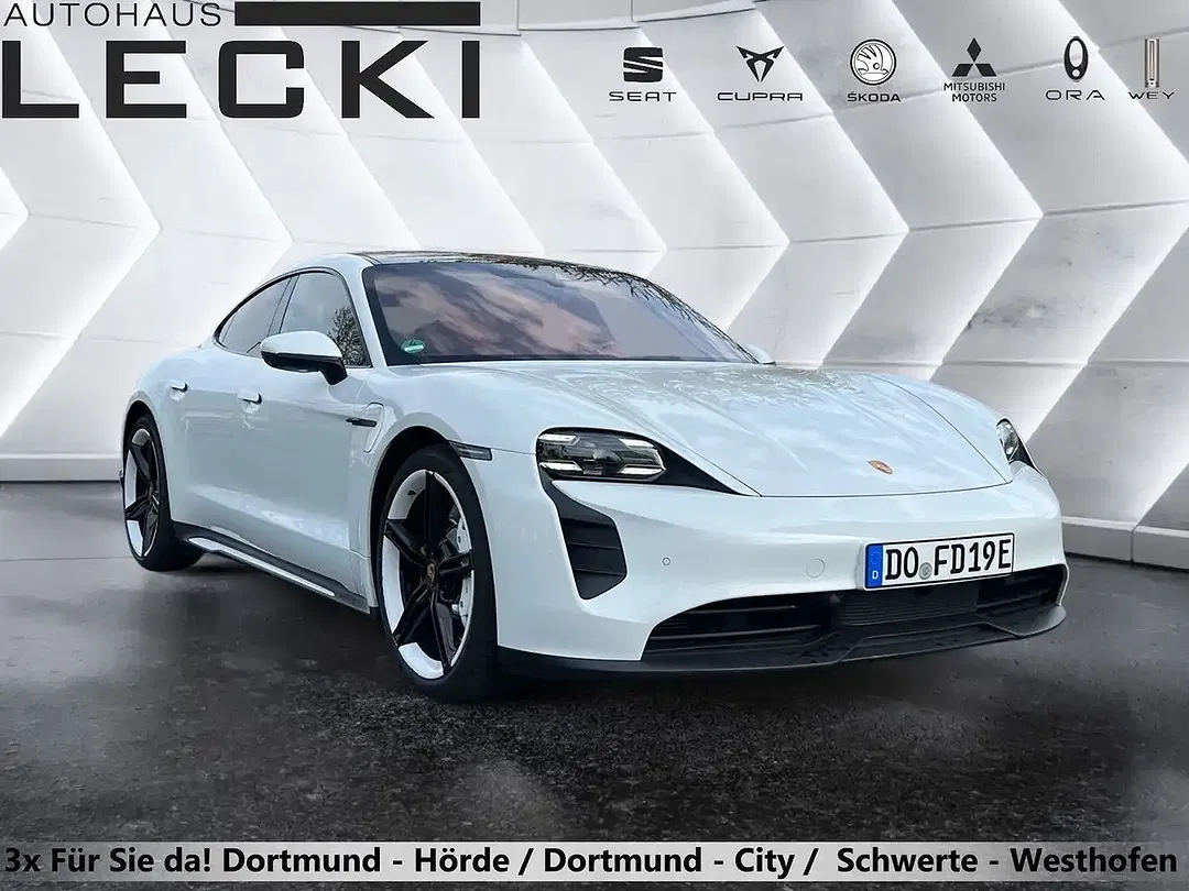 Porsche Taycan Sport Design Sport Chrono